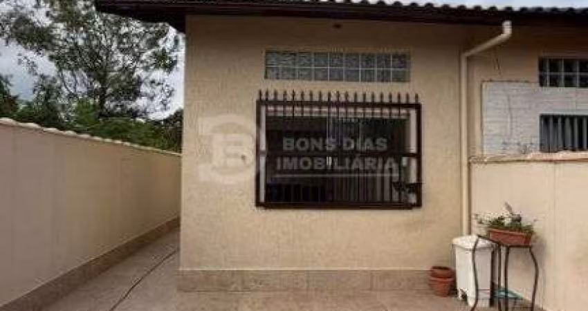 CASA COM 2 QUARTOS 2 VAGAS À VENDA ITANHAÉM/SP