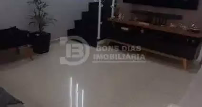 Sobrado a venda - 2 suites e 3 vagas de garagem - vila re