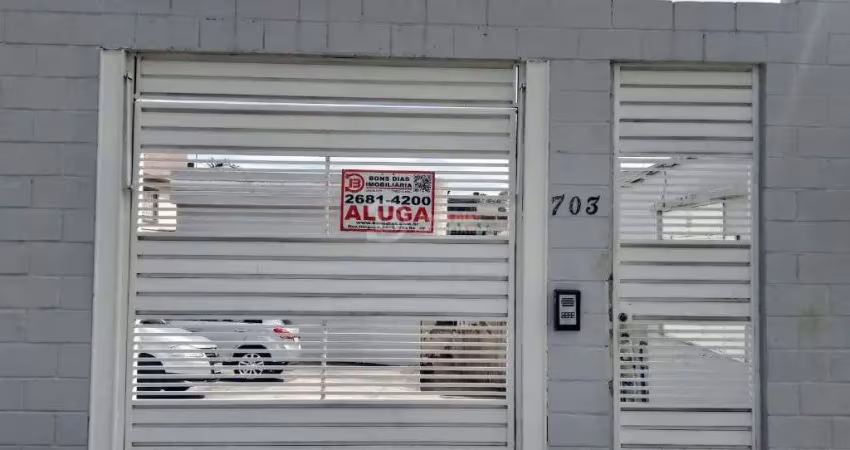 Casa padrao para alugar na vila re, sao paulo | 2 dormitorios e garagem!