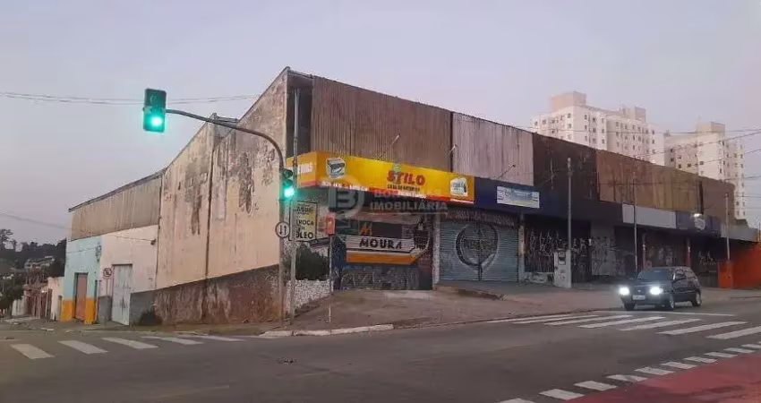 Imovel comercial a venda com 6 lojas e mais 2 galpoes - vila re