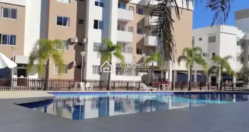 Excelente apartamento em canasvieiras com piscina a 7 minutos da praia