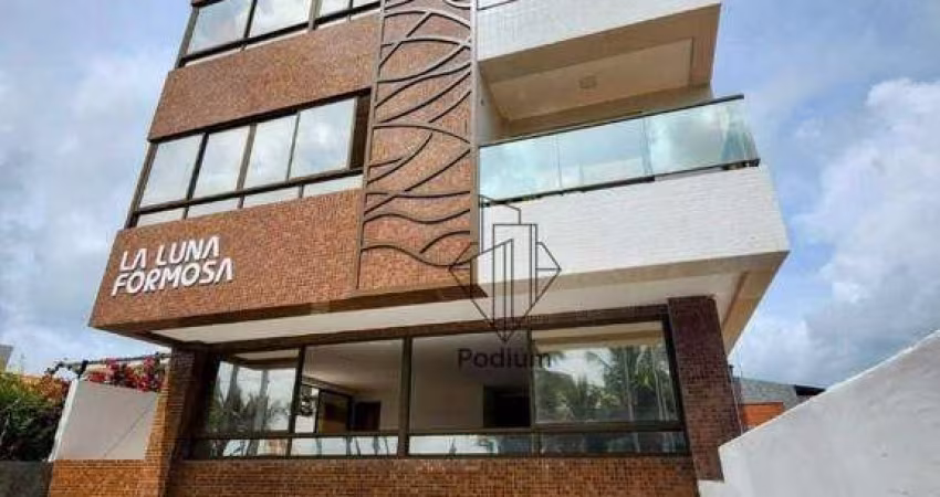 Apartamentos térreo com área externa, a beira mar da praia Formosa em Cabedelo - AP0171