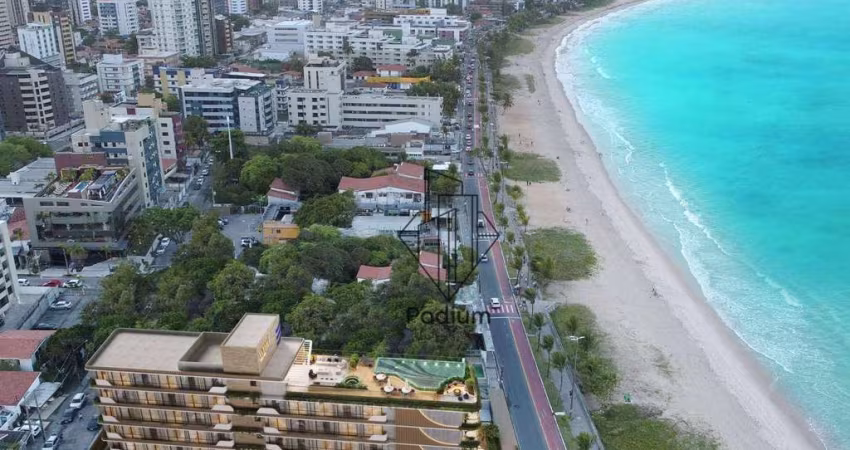 Flats térreo com área privativa a beira mar da praia de Manaíra - FL0388