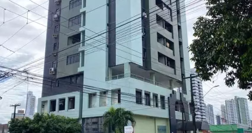 Apartamento com varanda / sacada com móveis projetados no bairro do Miramar - AP2435