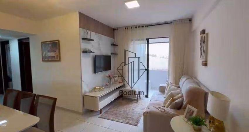 Apartamento com varanda ampla, móveis planejados e excelente localização no Aeroclube -  AP2547