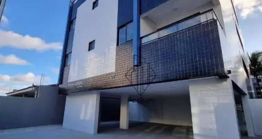 Cobertura Duplex com área privativa e Jacuzzi no Altiplano - CO0338.