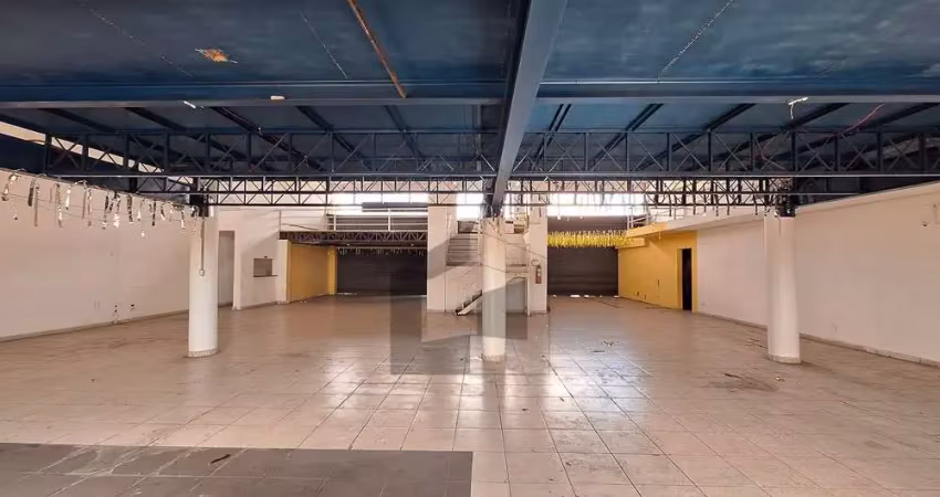 Galpão para locação em poá, vila lúcia, 6 banheiros, 30 vagas