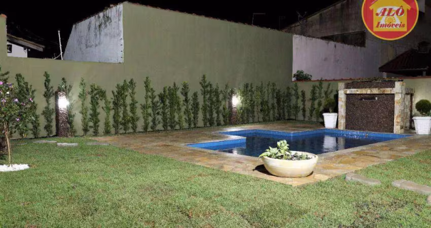 Casa isolada com 3 quartos à venda, 120 m² por R$ 950.000 - Jardim California - Itanhaém/SP