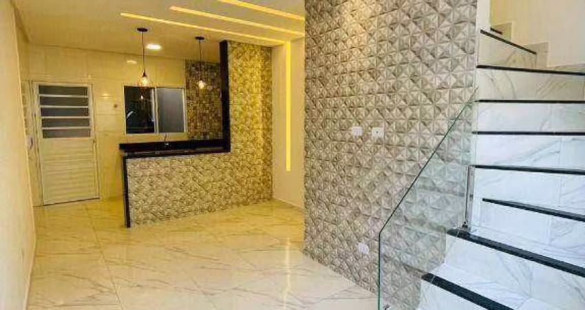 Sobrado com 2 dormitórios à venda, 40 m² por R$ 335.000,00 - Ocian - Praia Grande/SP