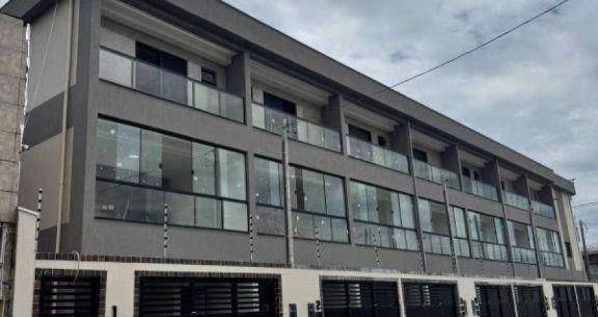 Sobrado com 2 quartos à venda, 90 m² por R$ 460.000 - Maracanã - Praia Grande/SP