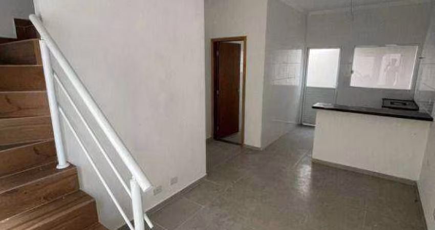 Sobrado com 2 quartos à venda, 53 m² por R$ 196.000 - Balneário Esmeralda - Praia Grande/SP