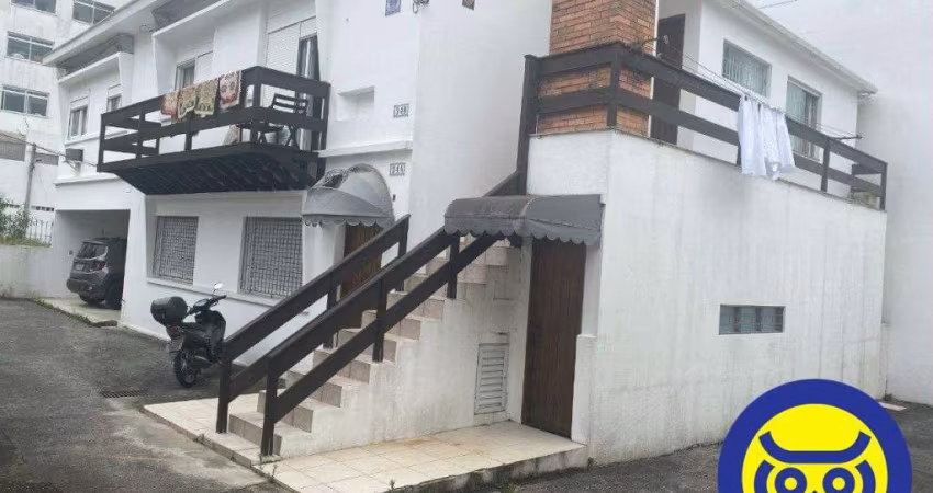 Casa 3 dormitórios, à venda, no centro, com 1 suíte e 1 vaga.