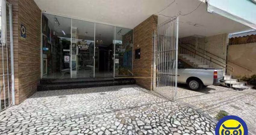 Loja comercial, com de área privativa de 153,99m² à venda, centro de Florianópolis
