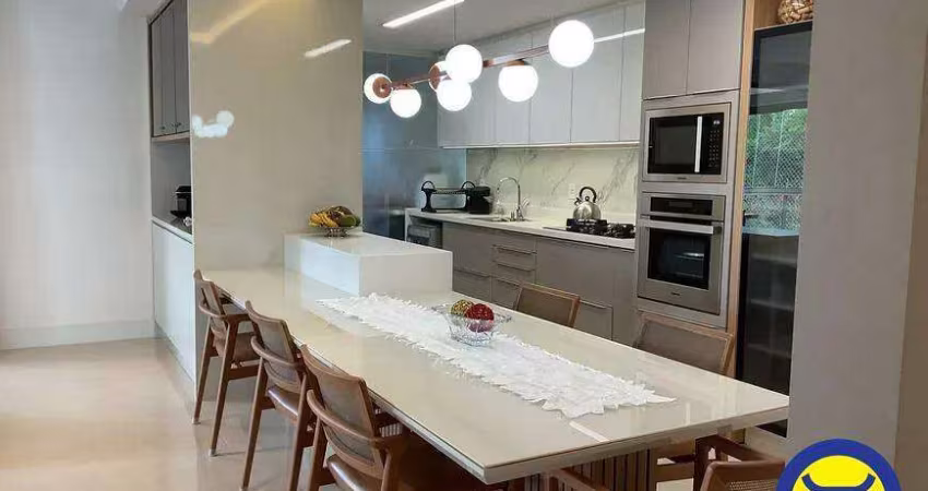 Apartamento com 4 suítes, sacada gourmet, 3 vagas de garagem - Córrego Grande - Fpolis - SC