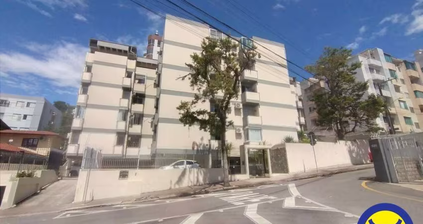 Apartamento à Venda com 3 quartos em Coqueiros Florianópolis