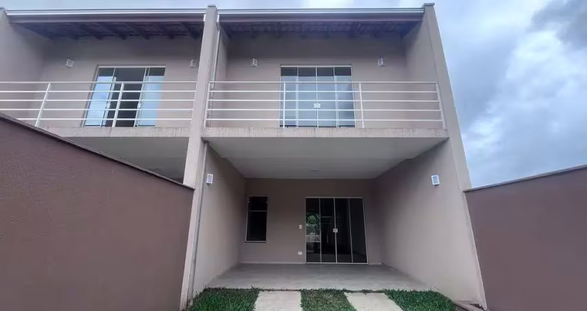 CASA GEMINADA  SEMIMOBILIADA PARA LOCAÇÃO, CENTRO DE SÃO FRANCISCO DO SUL,SC