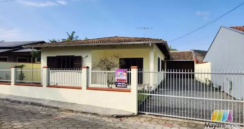 Casa com 3 quartos à venda na Rua Madagascar, Forte, São Francisco do Sul
