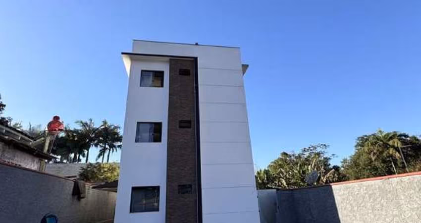 Apartamento na água branca
