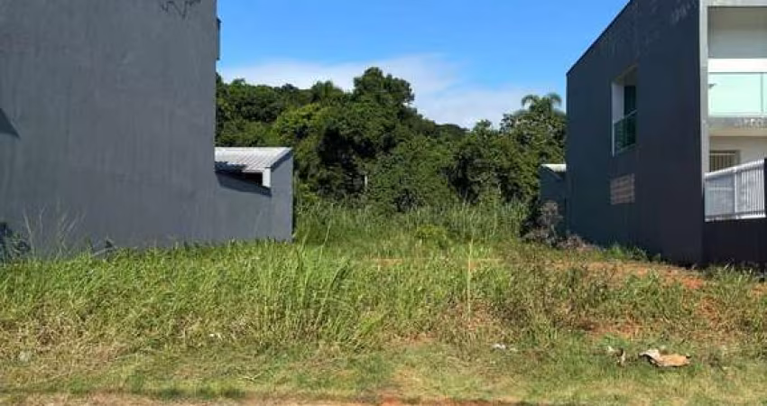 Terreno no rocio pequeno
