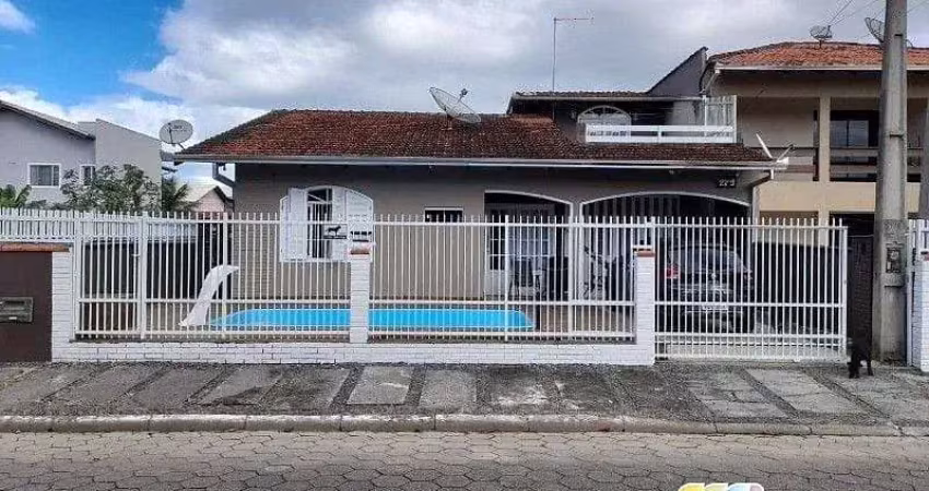 Sobrado com 3 dormitórios à venda, 220 m² por r$ 680.000,00 - praia da enseada - são francisco do s