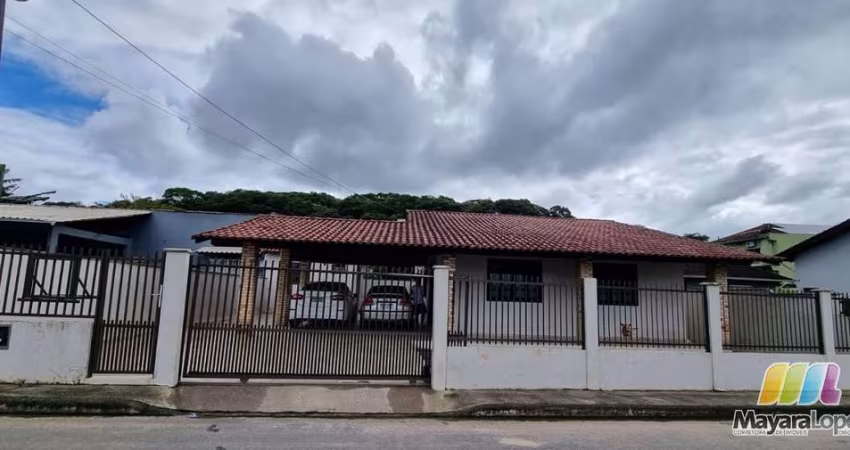CASA PARA LOCAÇÃO NO BAIRRO PAULAS, SÃO FRANCISCO DO SUL,SC.