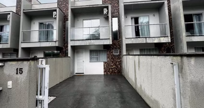 CASA PARA LOCAÇÃO NA REGIÃO CENTRAL DE SÃO FRANCISCO DO SUL,SC