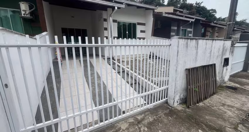 CASA PARA LOCAÇÃO REGIÃO CENTRAL DE SÃO FRANCISCO DO SUL,SC.