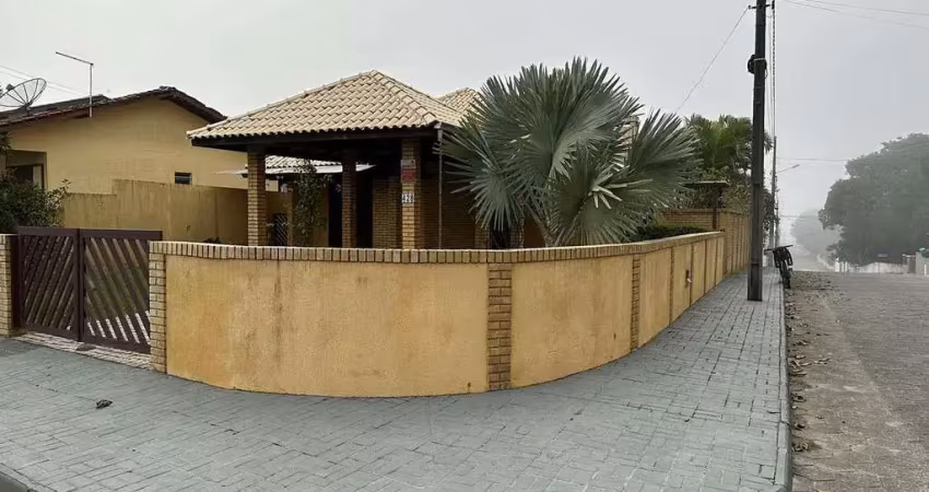 Casa a venda na praia do itaguaçu em são francisco do sul, sc