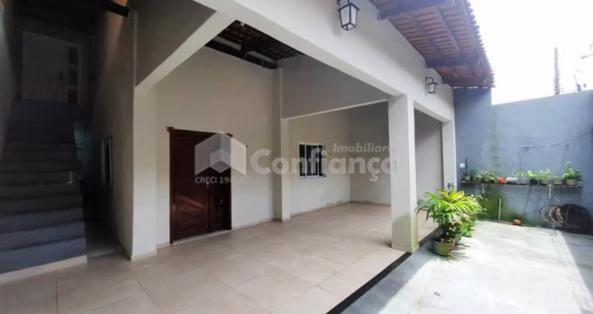Casa à Venda na Parquelândia em Fortaleza/CE