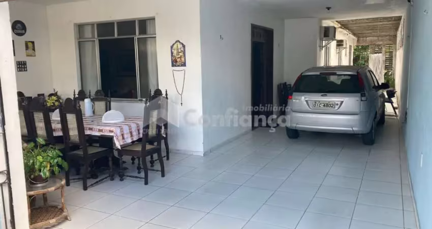 Casa á Venda no Parque Potira- Caucaia/CE