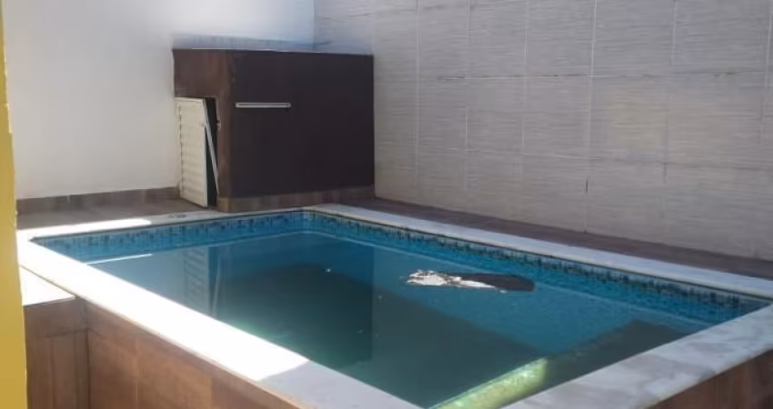 casa com piscina em mongagua /sp
