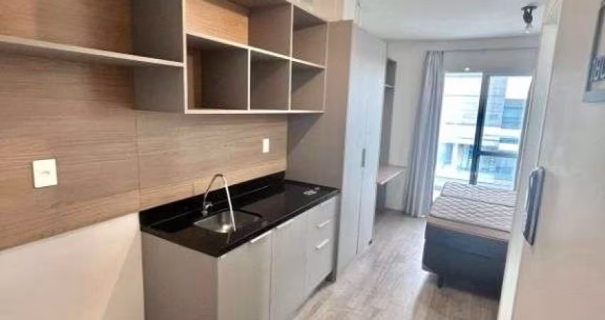 116136 Apartamento com Varanda e Ar-condicionado próximo a Av Faria Lima