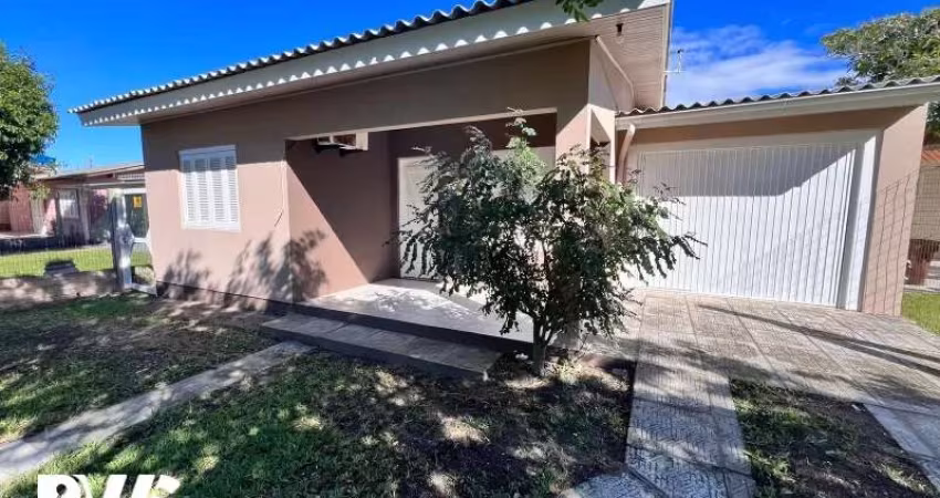CASA COM 03 DORMITÓRIOS PRÓXIMO AO MAR EM NOVA TRAMANDAÍ