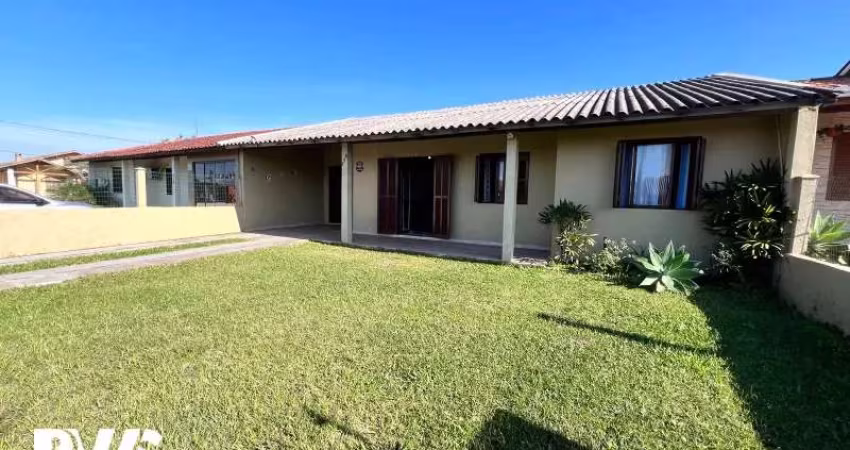 CASA COM 03 DORMITÓRIOS PRÓXIMO AO MAR EM TRAMANDAÍ SUL