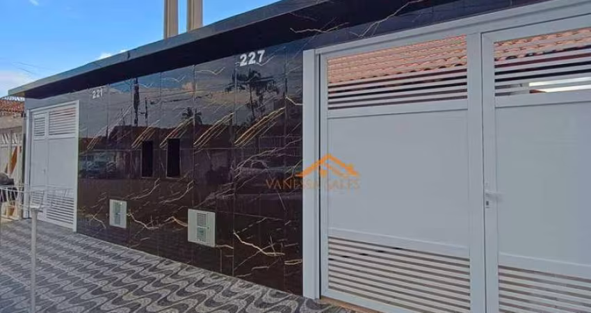 Casa com 2 dormitórios à venda - Mongaguá/SP