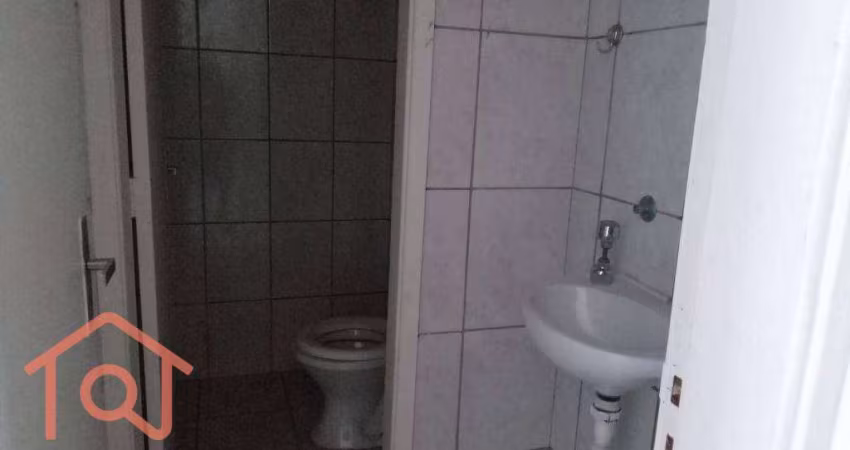 Sala comercial a venda ou para alugar proximo ao metrô Conceição.