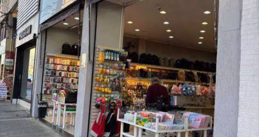 Ana rosa em movimento: loja comercial de 240m² no eixo mais vibrante da zona sul