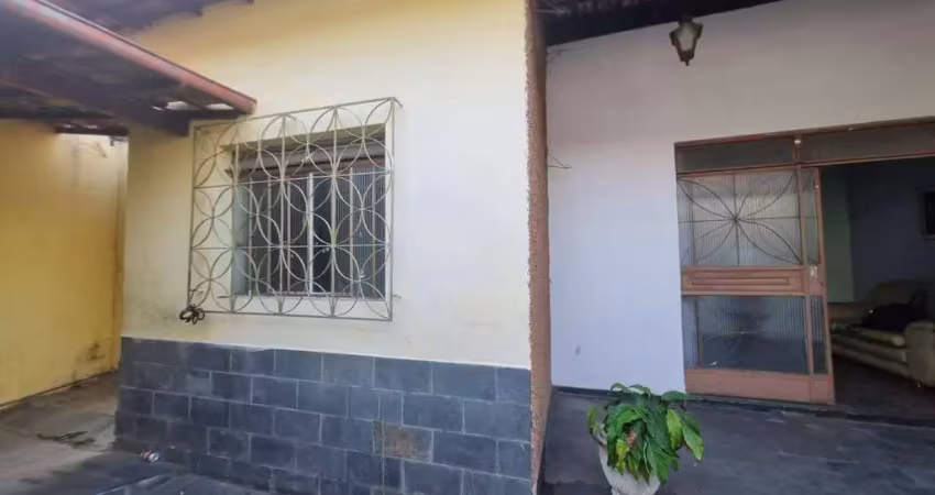 Casa com 3 quartos à venda no Nova Suíssa, Belo Horizonte 