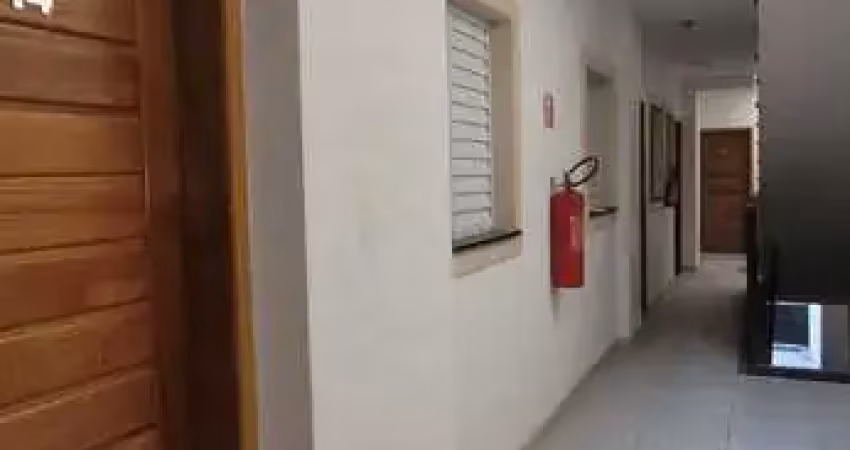 Apartamento com 2 dormitórios à venda, de 35m² à 45 m²