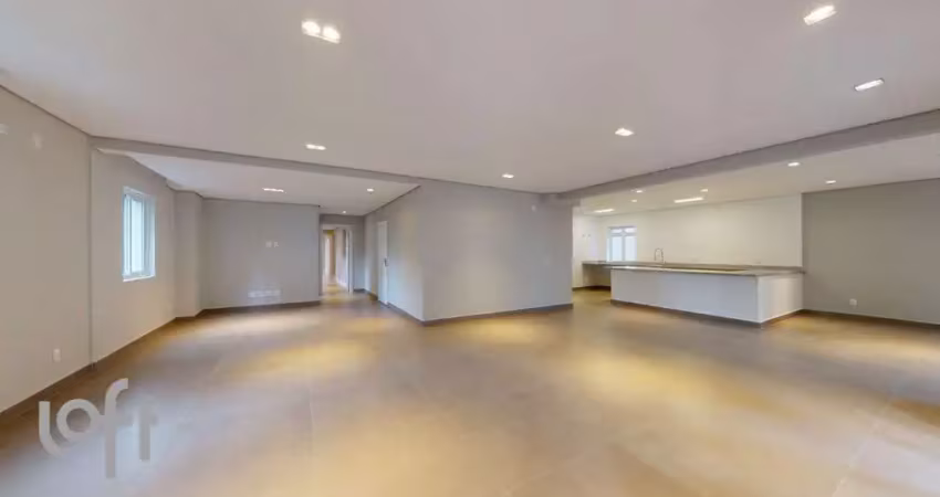 Apartamento totalmente reformado a venda na avenida higienópolis