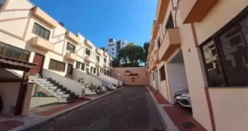 Casa com 3 quartos à venda na Rua Lombroso, Vila Alpina, São Paulo
