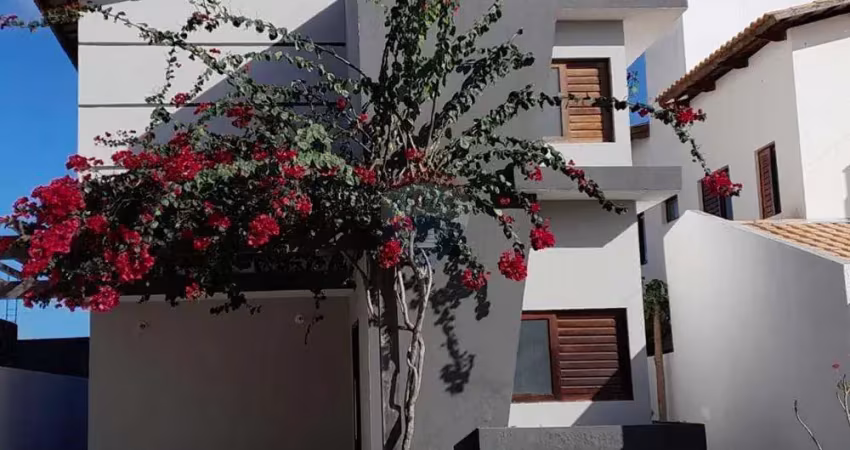 VENDO Casa Duplex com 4 Suites em Nova Parnamirim (Cond. Verdes Mares)