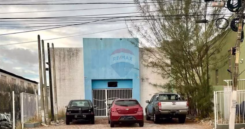 Ponto comercial para alugar na Avenida Governador Tarcísio de Vasconcelos Maia, 2095, Candelária, Natal