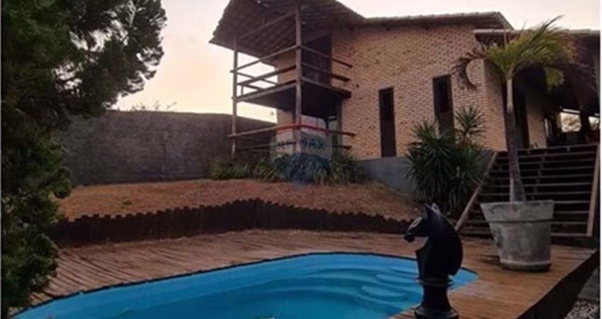 'Encantadora Casa na Praia de Tabatinga à Venda!'