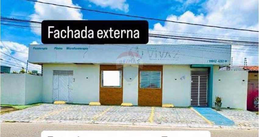 Casa para Uso Comercial - Rua Aníbal Brandão, 51, Nova Parnamirim