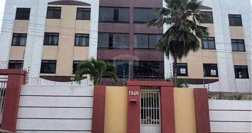 Apartamento Amplo e Bem Localizado em Capim Macio