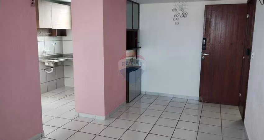 Alugo Apartamento com  2/4 em Ponta Negra (Oportunidade)