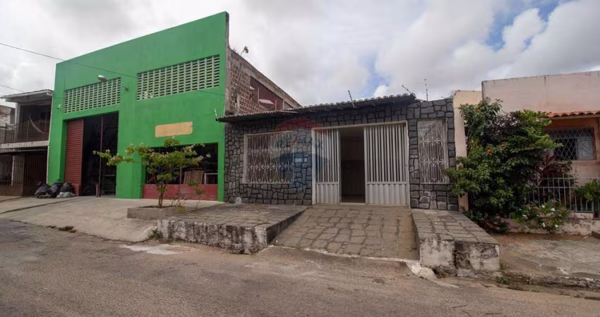 EXCELENTE OPORTUNIDADE: CASA AMPLA COM PISCINA E LOCALIZAÇÃO ESTRATÉGICA NAS QUINTAS – NATAL/RN