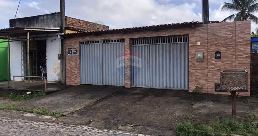 Casa com 4 Quartos e Ponto Comercial à VENDA – Santa Tereza, Parnamirim/RN
