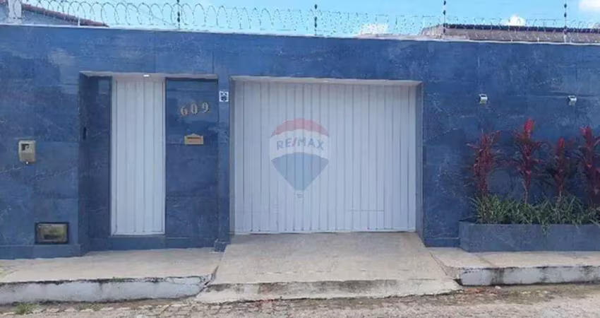 Vende-se Linda Casa em Nova Parnamirim
